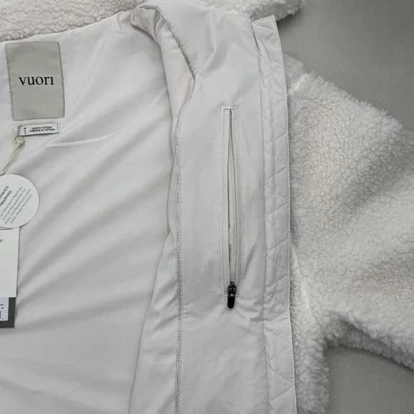 Vuori Lou Full Zip Jacket White Marshmallow Color Cozy Chic Fleece Sherpa M NEW - Picture 11 of 15